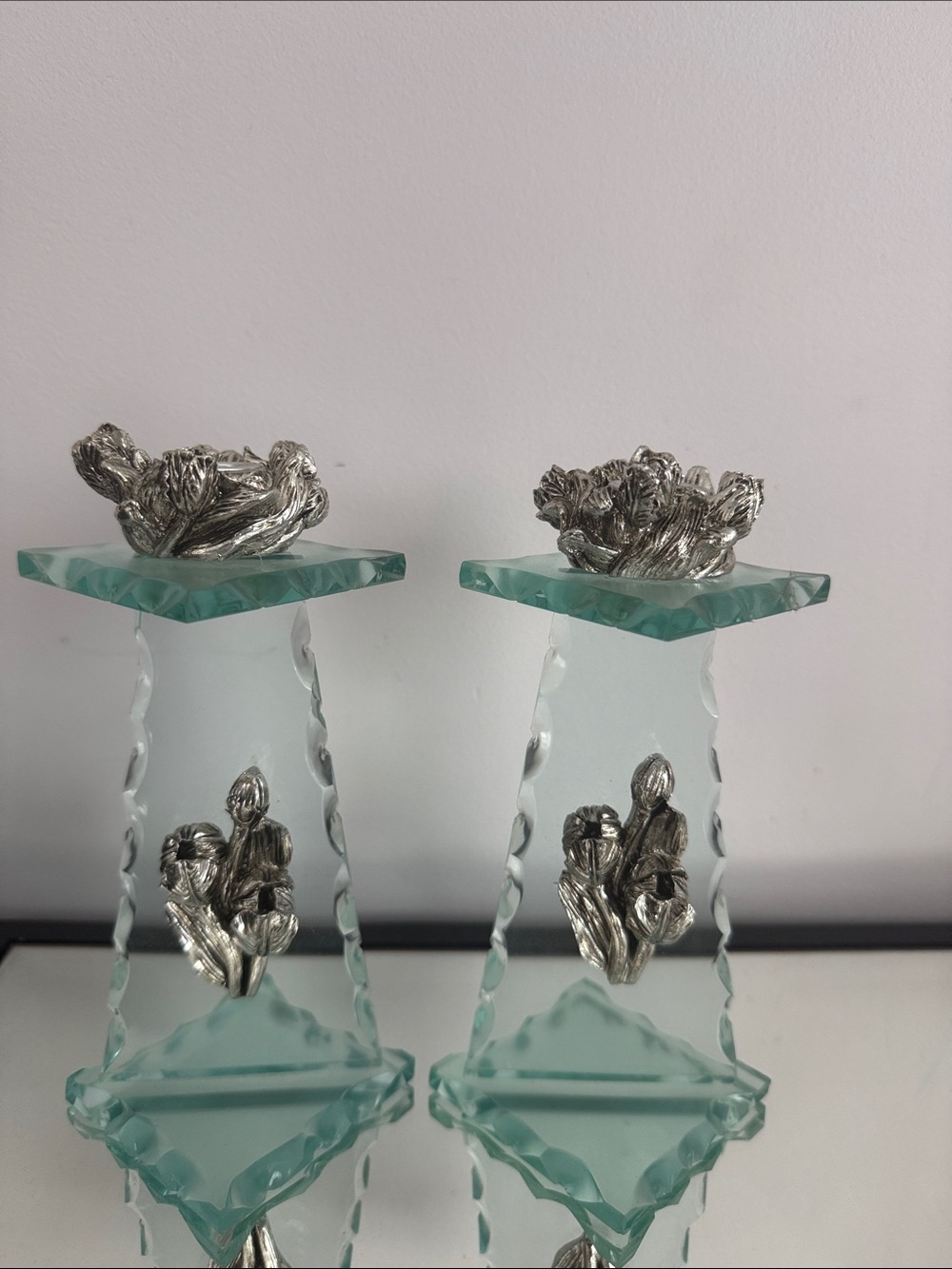 Decorative Glass and Silver-Tone Floral Candle Holders Shabbat Candles Pair